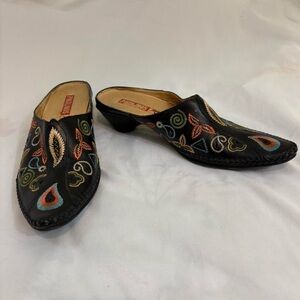 Black Leather Multicolor Embroidered Mules by Pikolinos 7.5 Vintage‎ Y2K